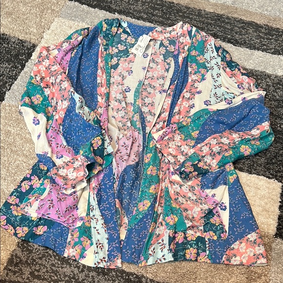 Olivaceous Tops - Olivaceous patchwork floral cardigan, size S NWT!